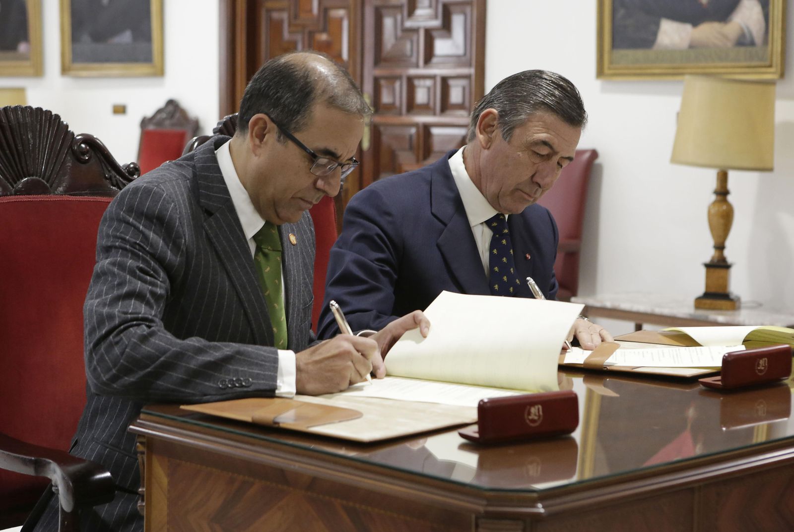 La Reina Sofía, en la entrega del I Premio Carrillo Salcedo