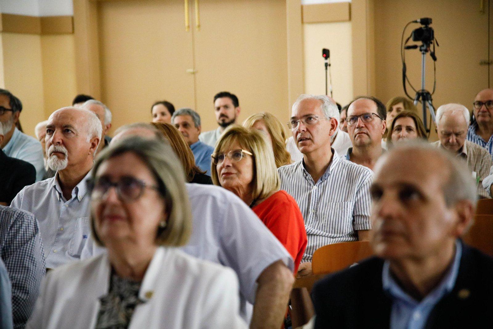 Imágenes de la entrega de los Escudos de Oro del IEA y la celebración de su Plenario