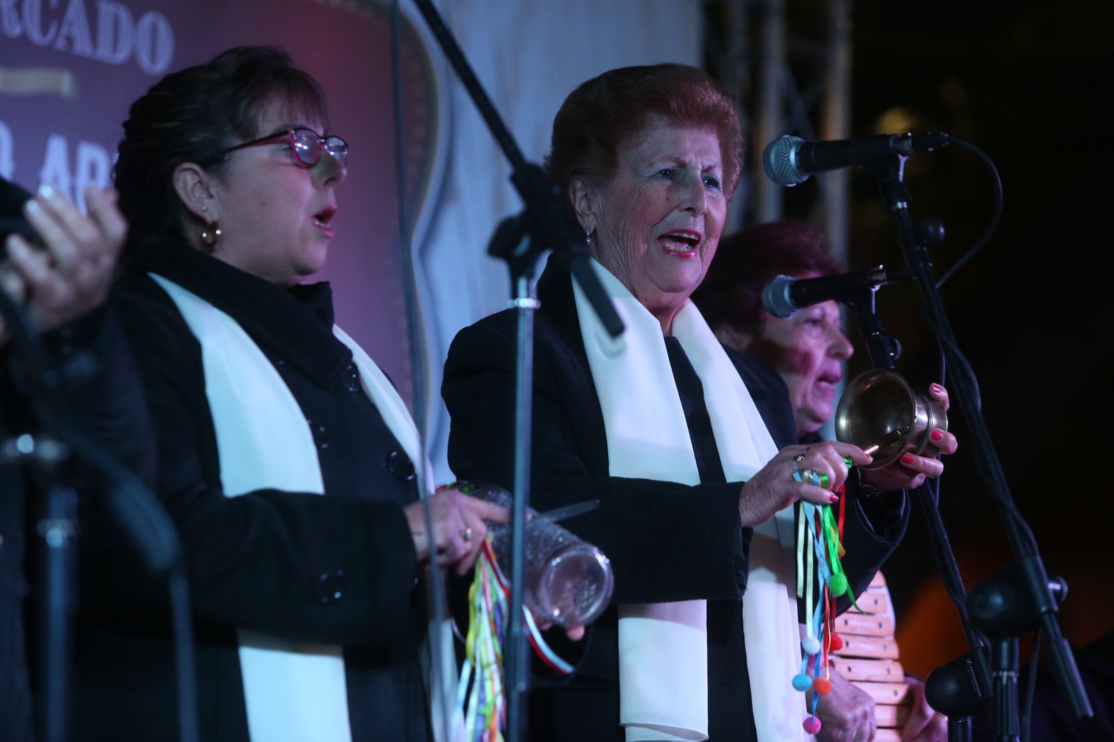 Imágenes del Coro Lazareto en la Plaza de las Monjas