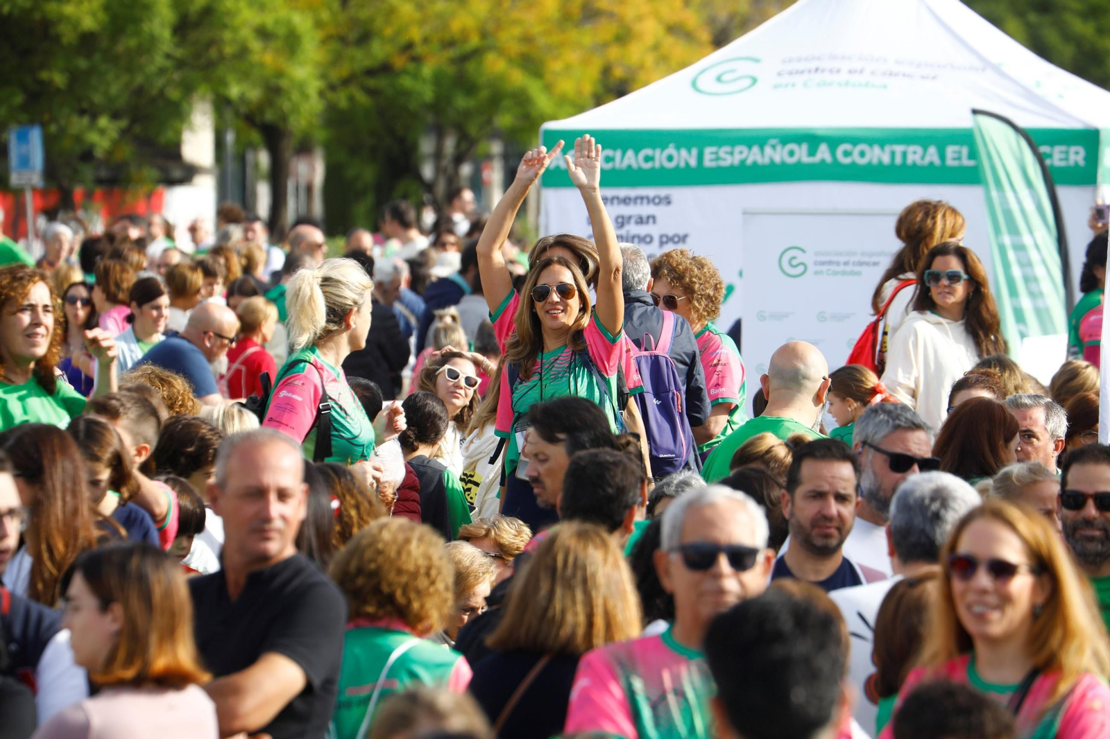 Las mejores imágenes de la Marcha contra el cáncer en Córdoba