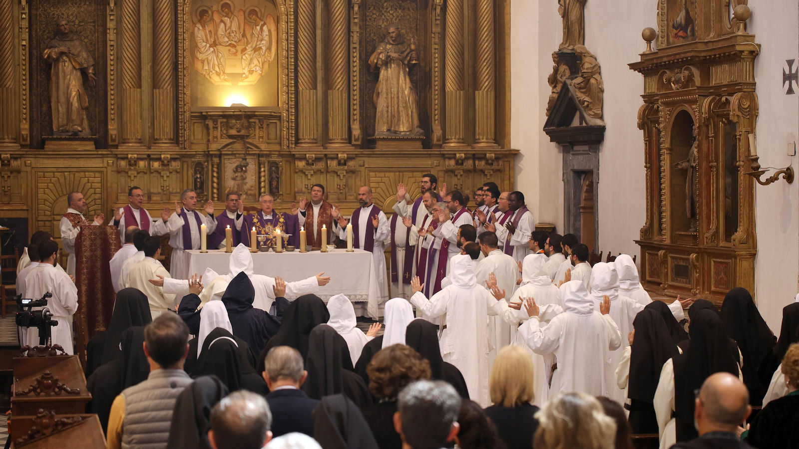 Misa de despedida en la Cartuja de Jerez a las hermanas de Belén