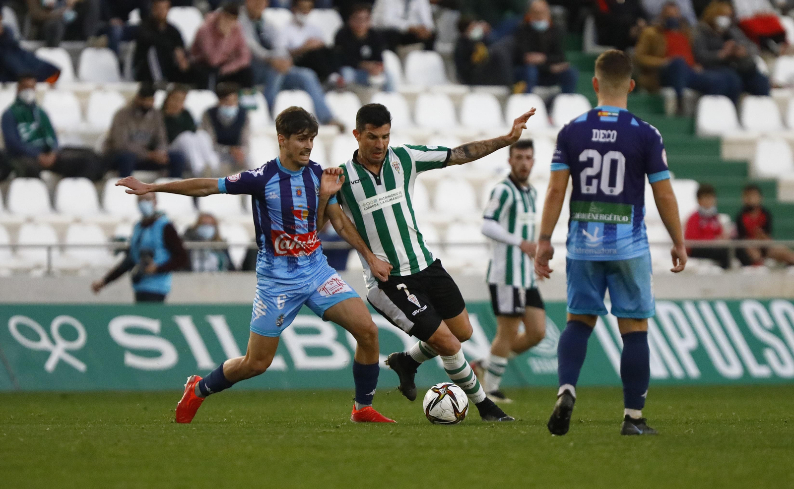 Las imágenes de la victoria del Córdoba CF ante el CD Coria