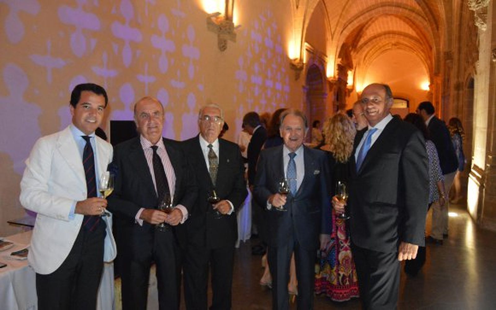 Juan Mateos Arizón, Alberto García de Luján, Santiago Lledó, Juan Luis Bretón, y Jaime González García-Mier, durante  el cóctel.

Foto: Ignacio Casas de Ciria