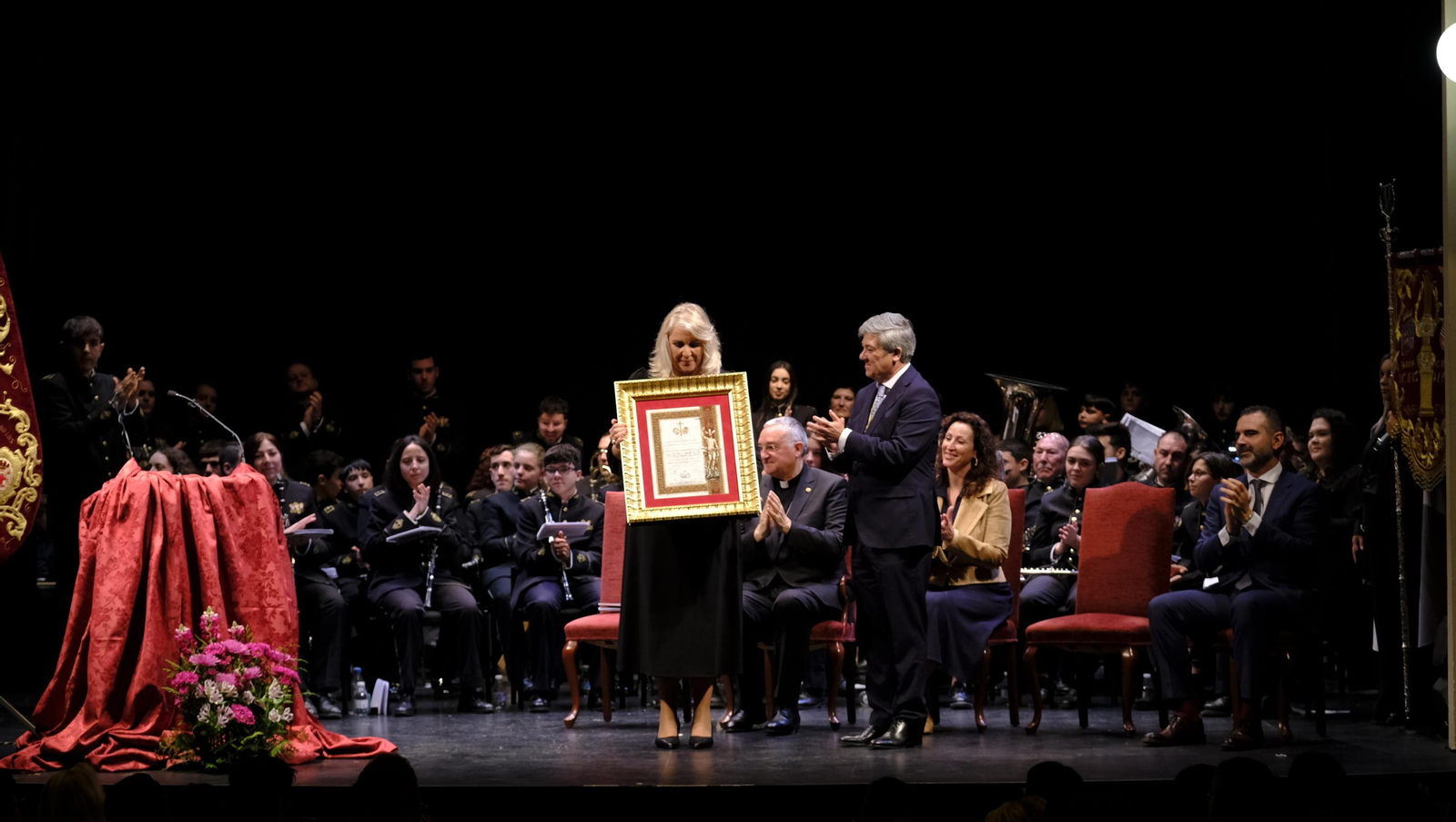 Raquel Criado pregona la Semana Santa Almería 2024, en imágenes
