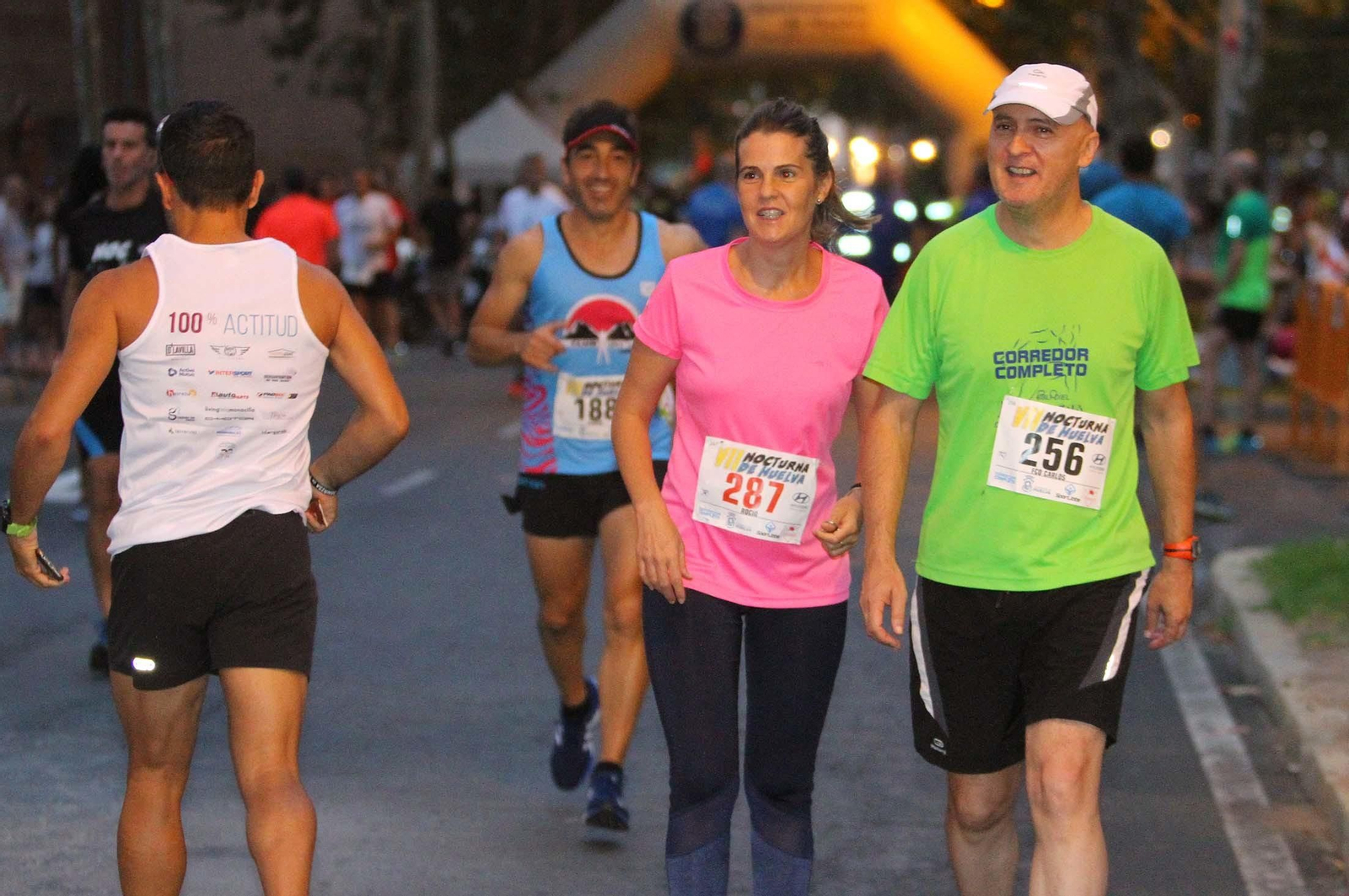 La VII Carrera Nocturna de Huelva en imágenes