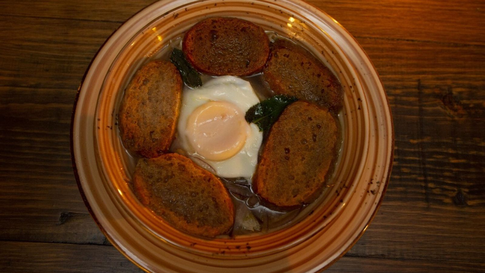 La sopa de perdices que se sirve en la Casa de Gula