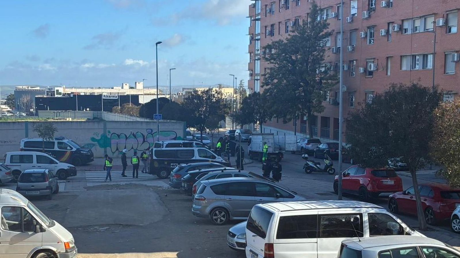 Operativo de la Policía Nacional en las 101 Viviendas de Jaén