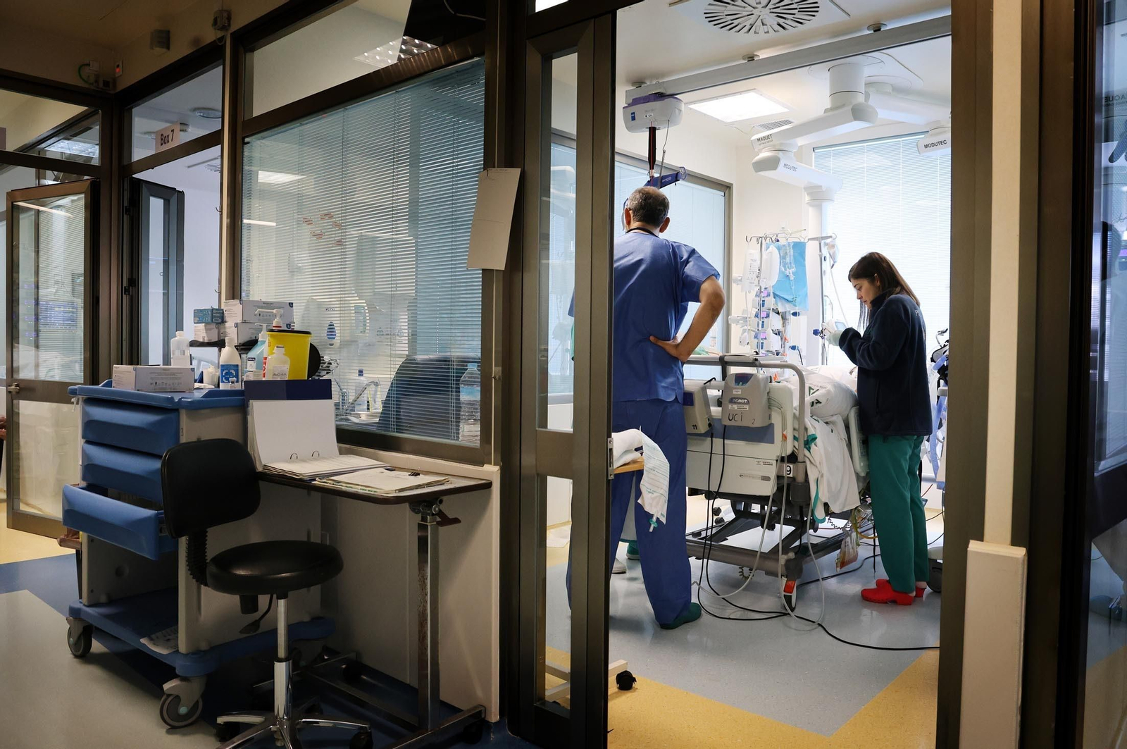 Imágenes de la UCI del Hospital Infanta Elena en Huelva