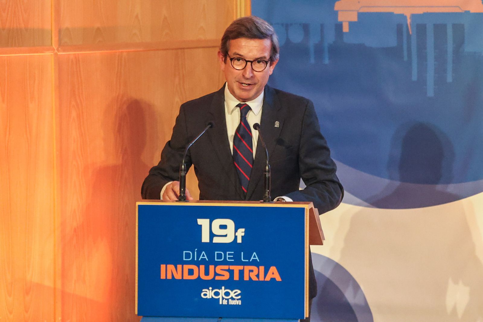Fotografías del Día de la Industria en Andalucía 2026 y entrega el Premio Aiqbe a la Trayectoria Industrial a Juan Manuel Díaz del Valle
