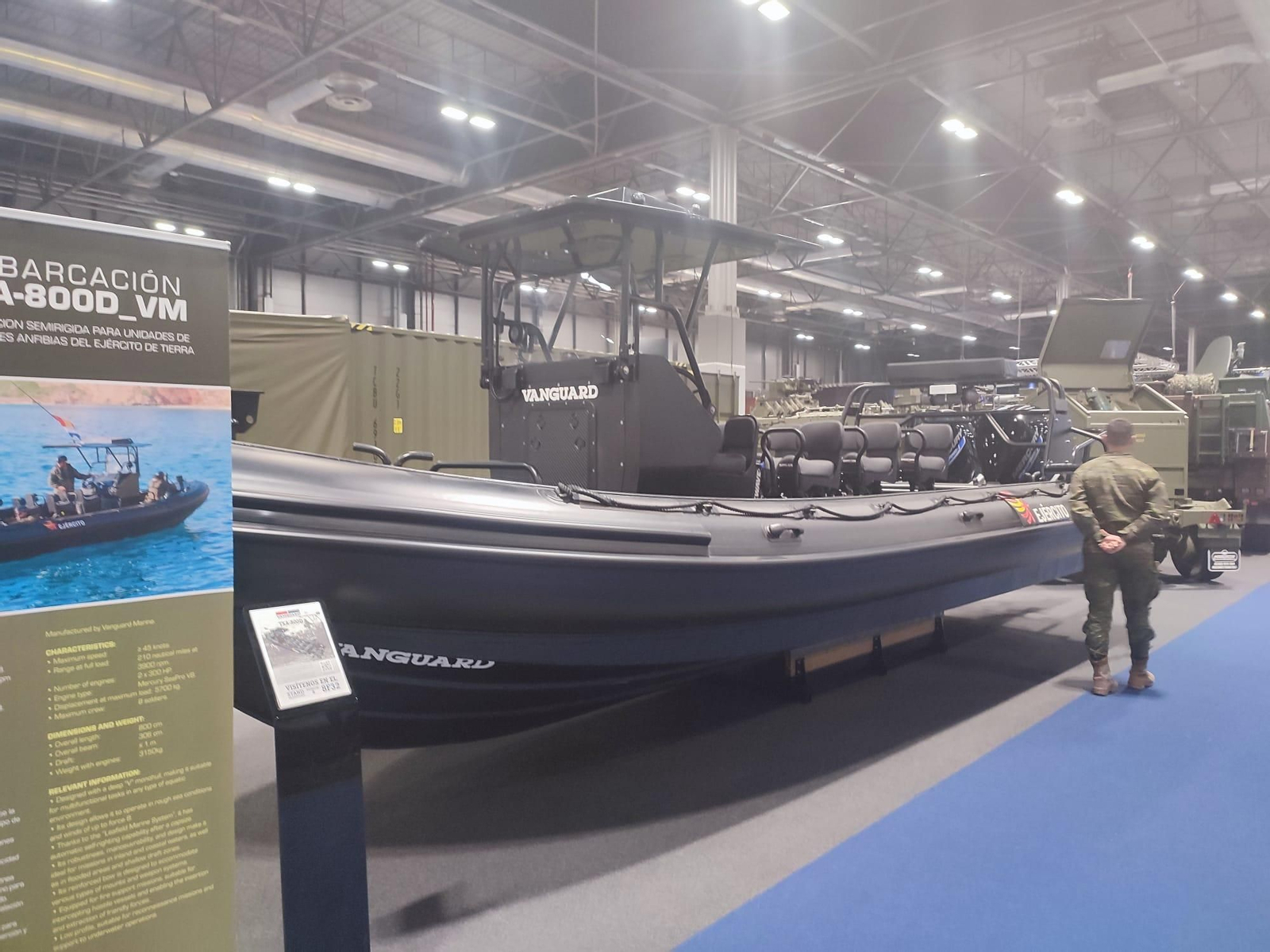La industria de la defensa muestra lo último en vehículos y equipos