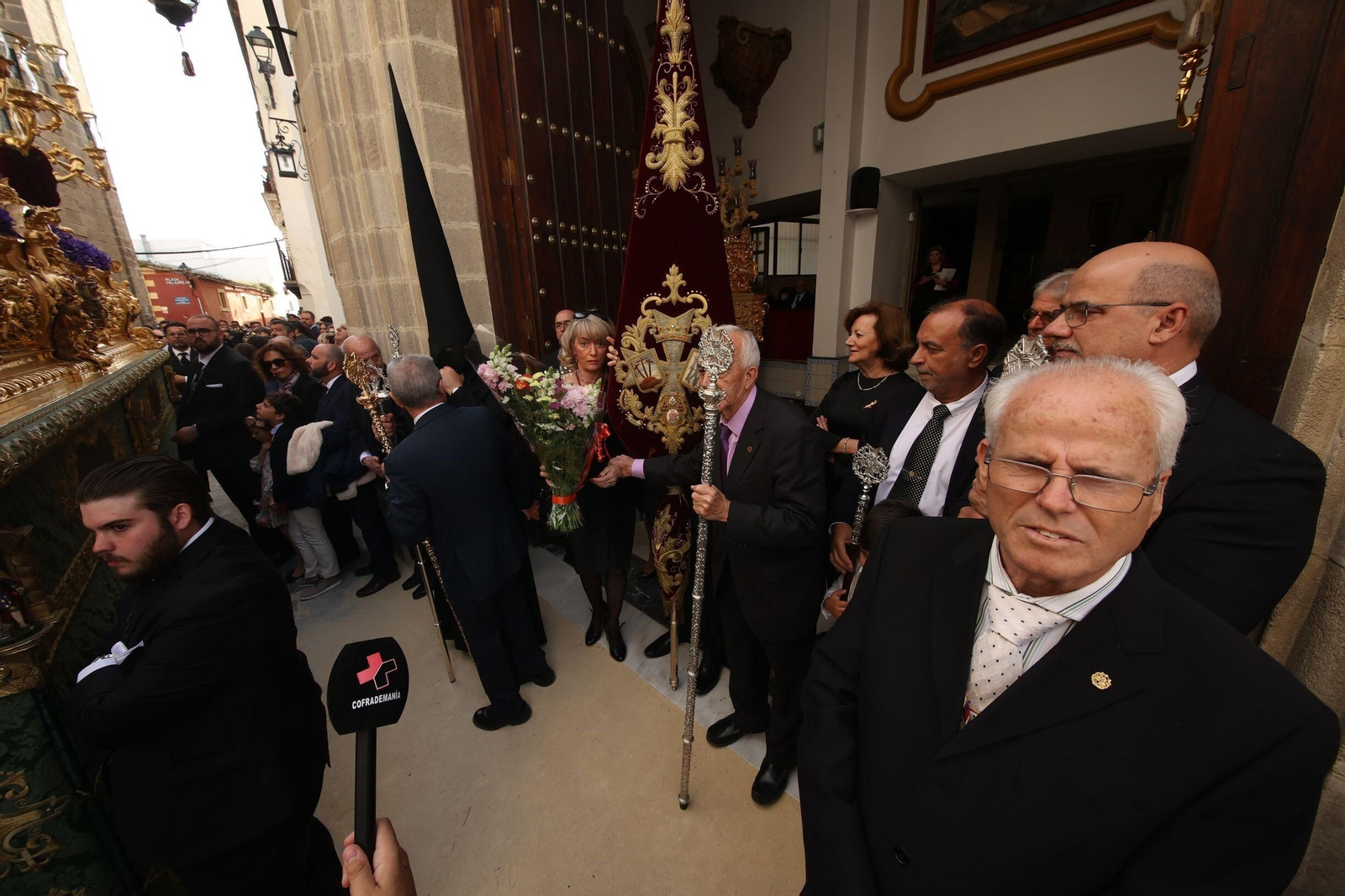Jueves Santo en Jerez: imágenes de la Hermandad de la Vera Cruz