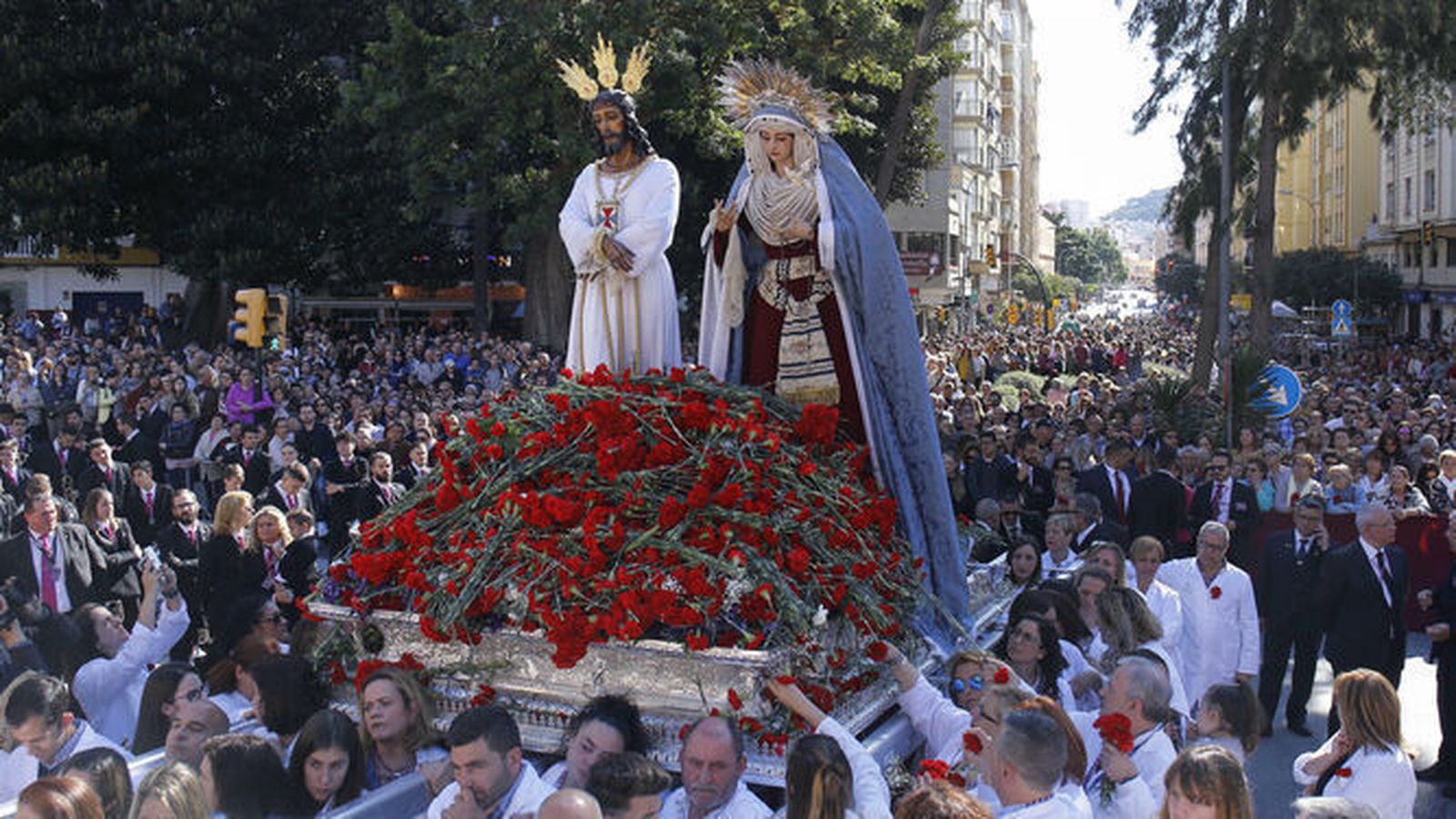 Traslado de Jesús Cautivo y la Virgen de la Trinidad en 2019.