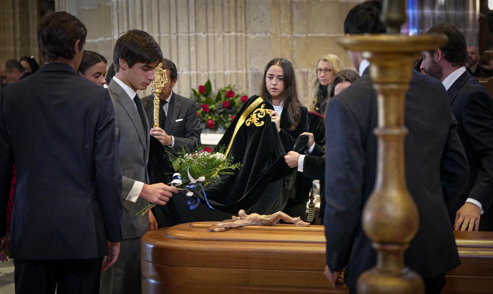 Imágenes del funeral de Álvaro Domecq en la catedral de Jerez