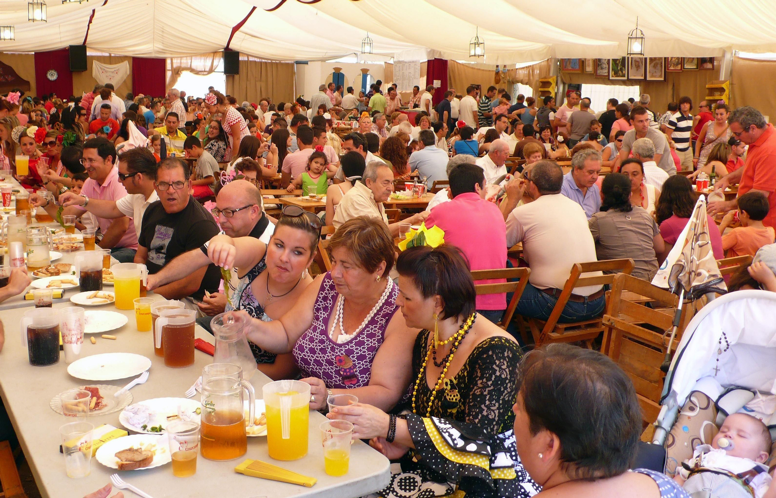 Así ha cambiado la Feria de Puerto Real en los últimos 30 años