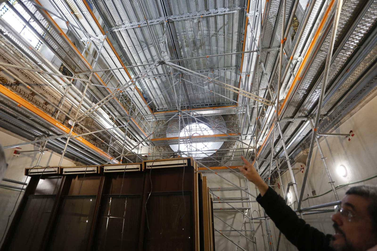 La restauración del coro alto de la parroquia de la Magdalena