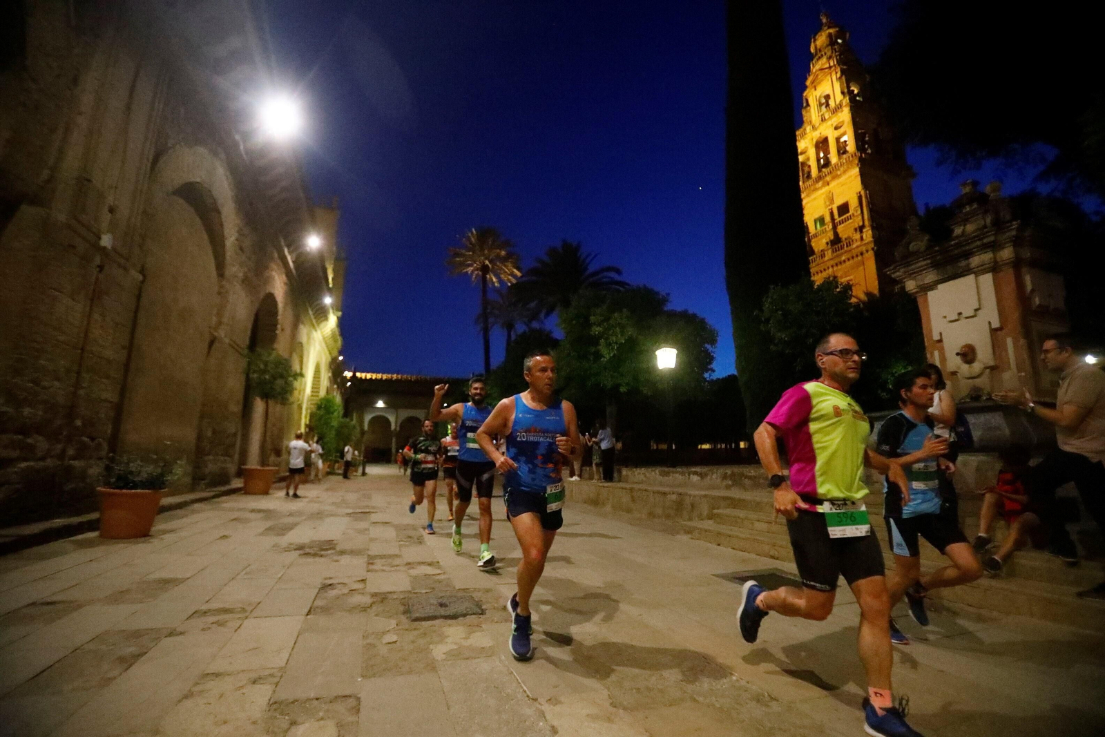 Las mejores fotos de la XX edición de la Nocturna Trotacalles en Córdoba