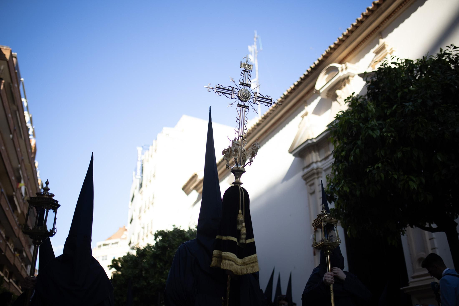 Imágenes del Miércoles Santo: Hermandad de la Santa Cruz