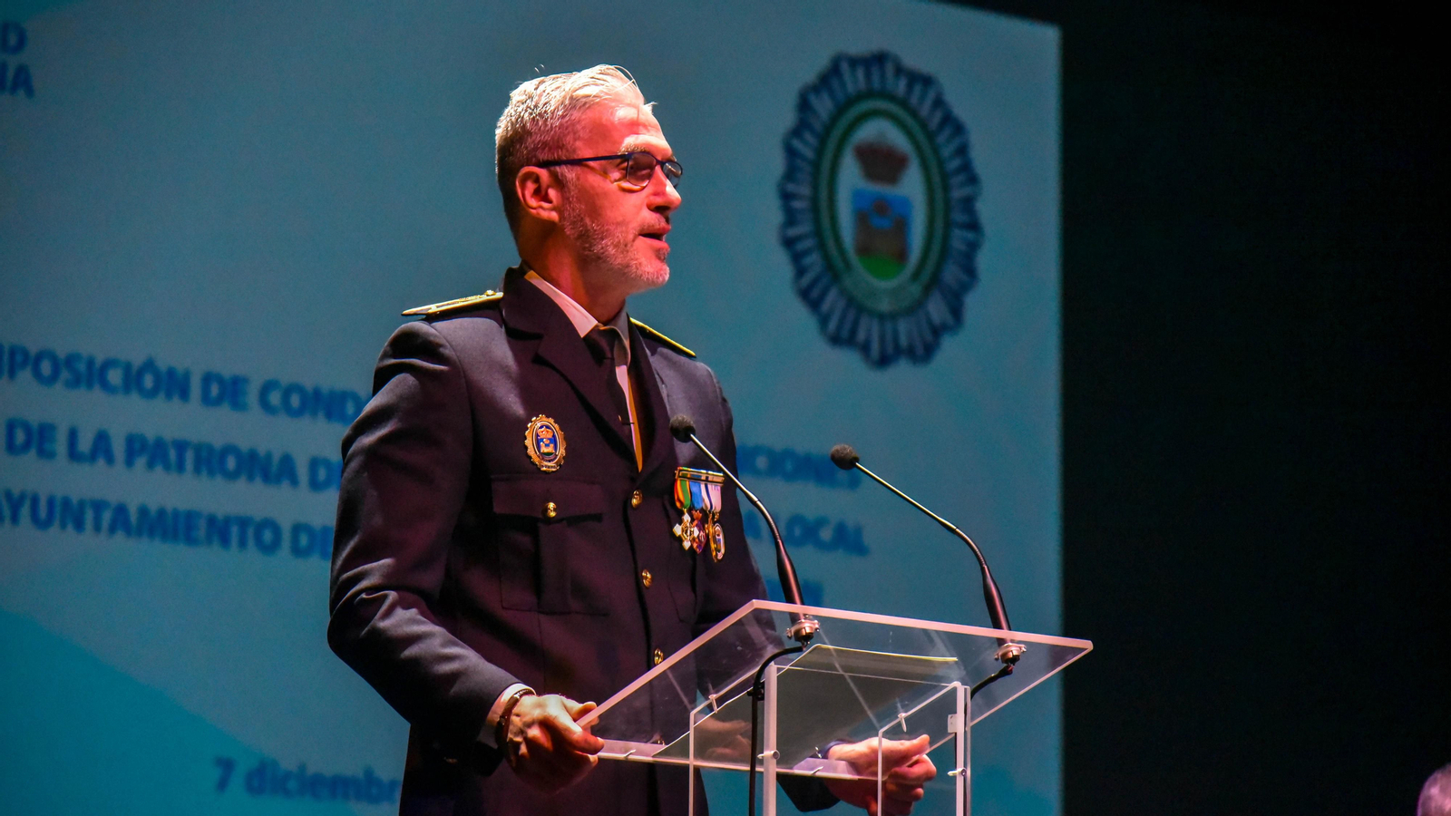 El acto de entrega de distinciones por la festividad del Cuerpo de la Policía Local de La Línea, en imágenes