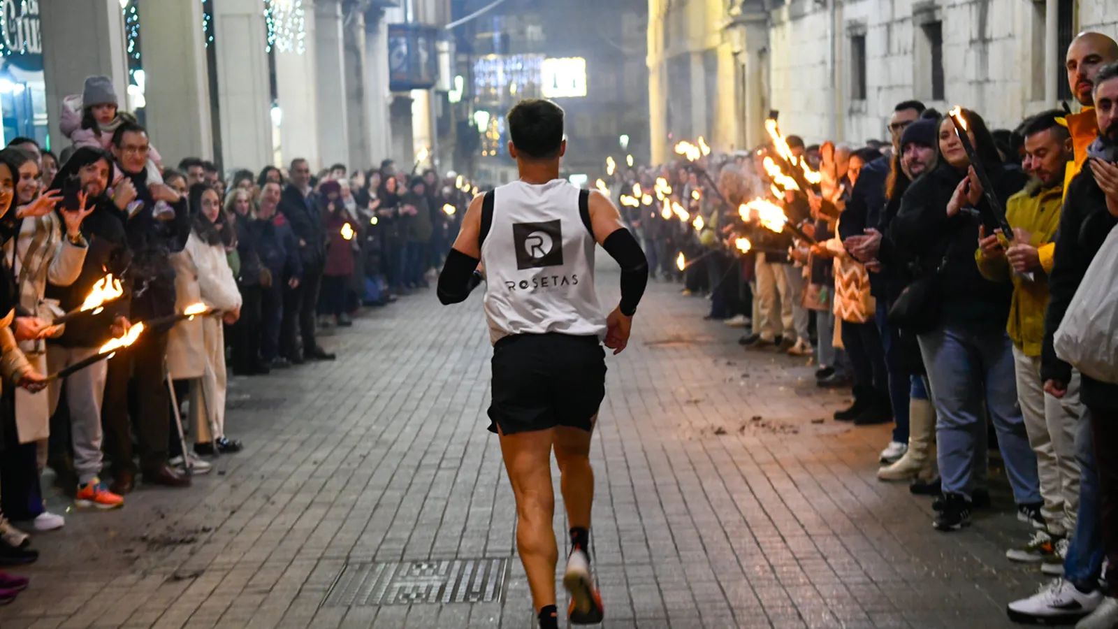 Las calles de Jaén capital se llenarán de antorchas para apoyar a los atletas participantes.
