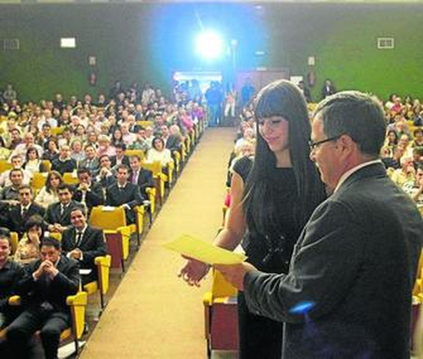Una imagen de la graduación de los alumnos de ingeniería de la promoción 2007-2010.