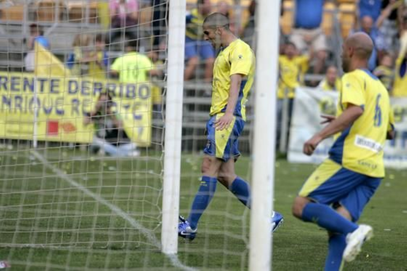 El sevillano celebra su tanto.

Foto: Jesus Marin