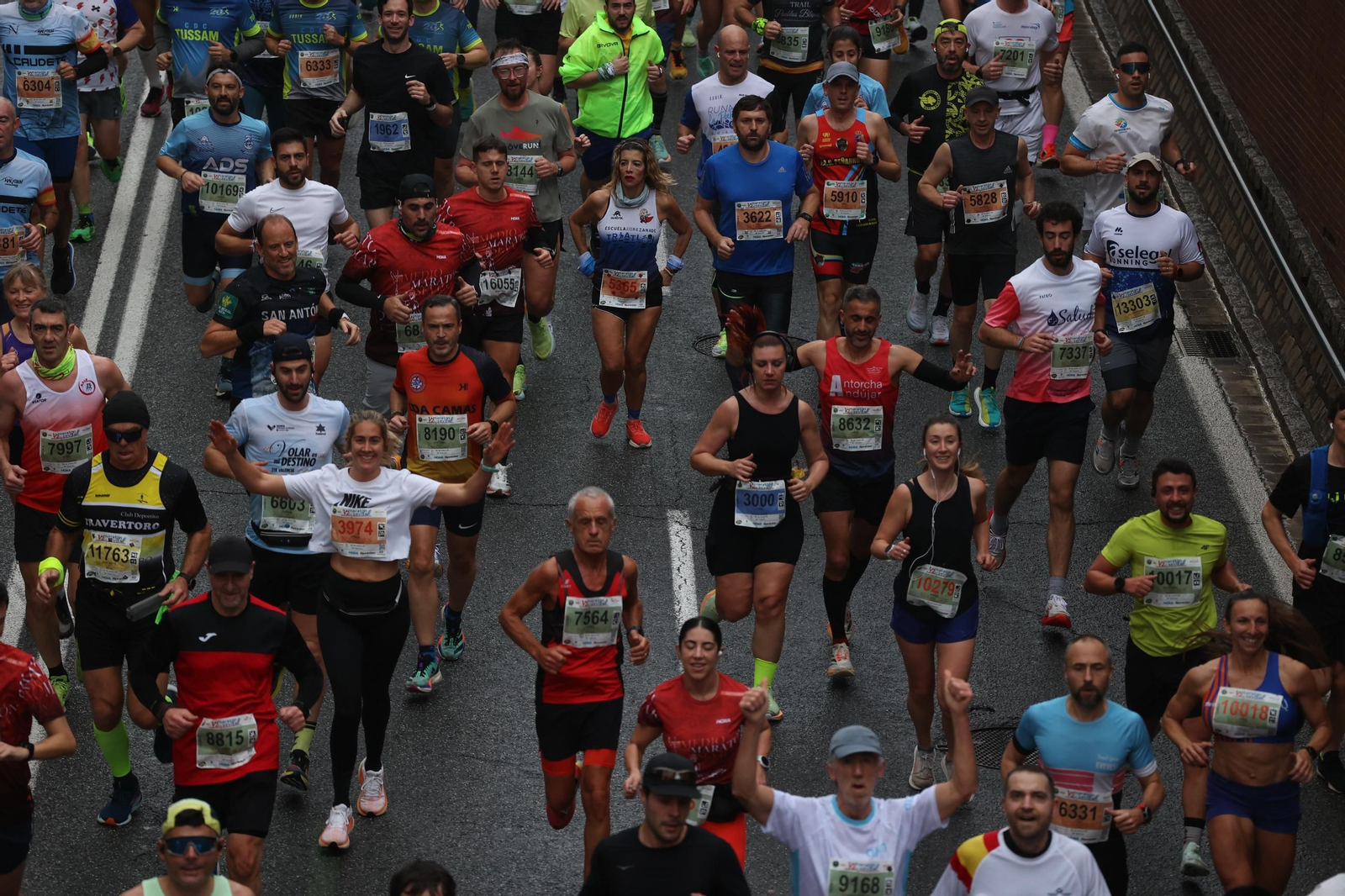 Búscate en la Media Maratón 01