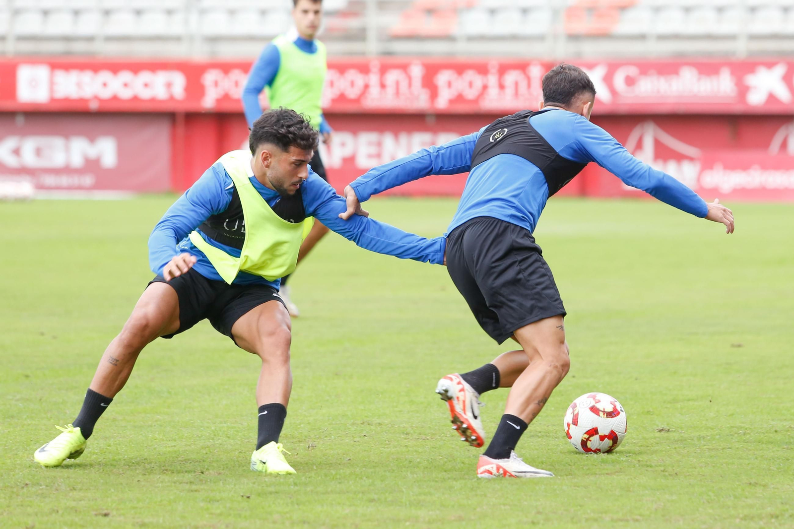 El entrenamiento del Algeciras CF antes de la visita al Recreativo de Huelva