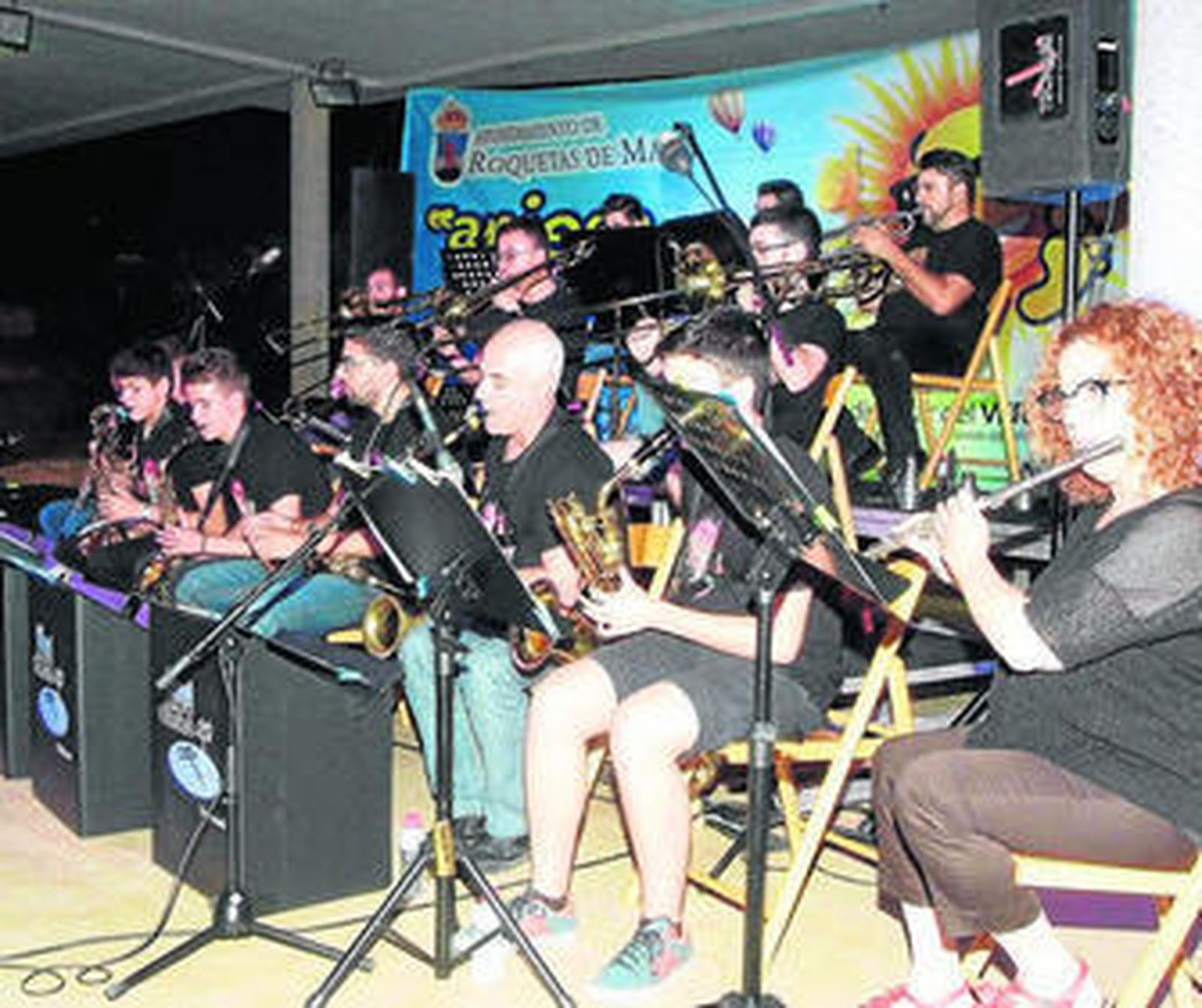 La Big  Band Clasijazz Swing & Funky ofreció un gran concierto el pasado viernes en el Anfiteatro.