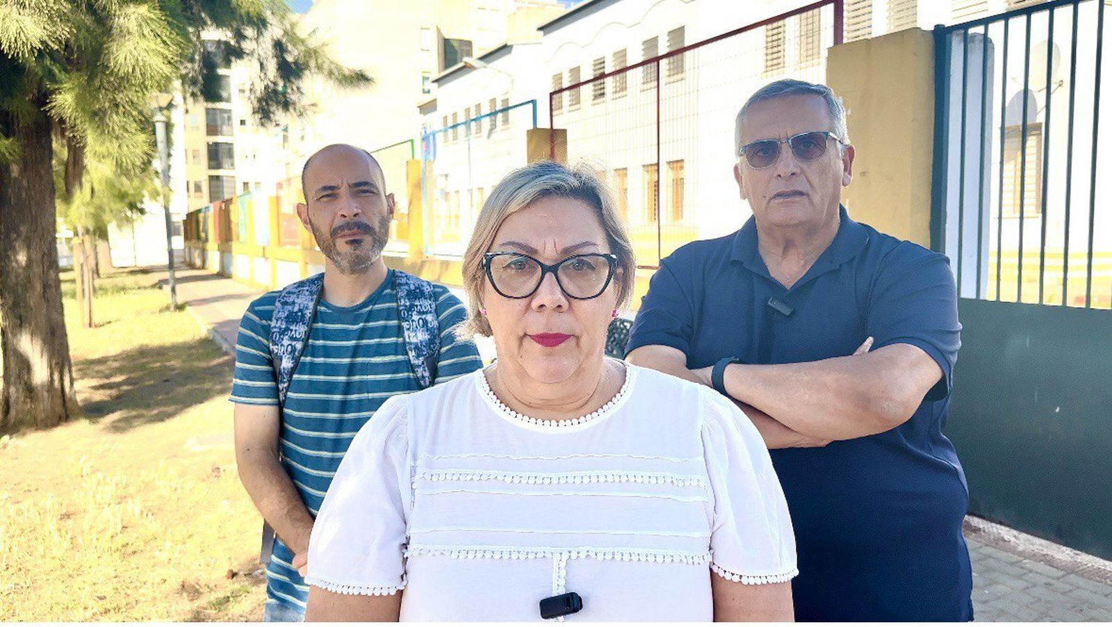 El portavoz en Andalucía de Iniciativa del Pueblo Andaluz, José Antonio Jiménez, y la concejal de La Izquierda de Huelva en el Ayuntamiento de la capital onubense, Mónica Rossi.