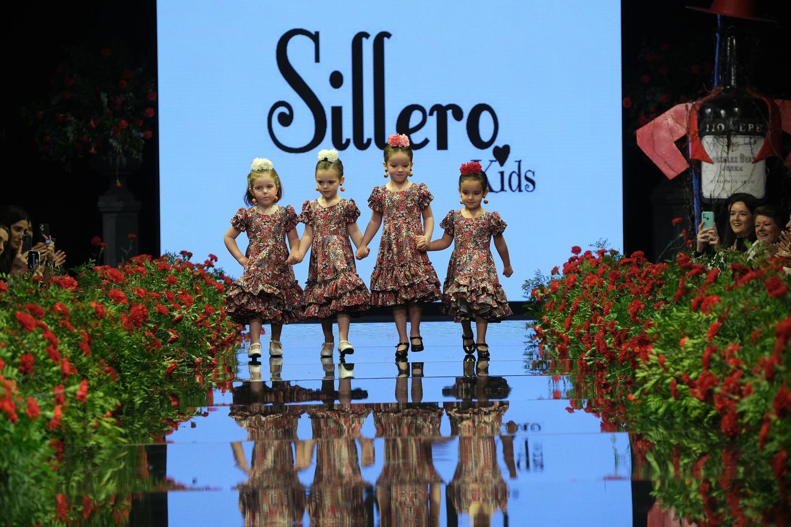 Desfile infantil de Ernesto Sillero en la Pasarela Flamenca Jerez Tío Pepe 2023