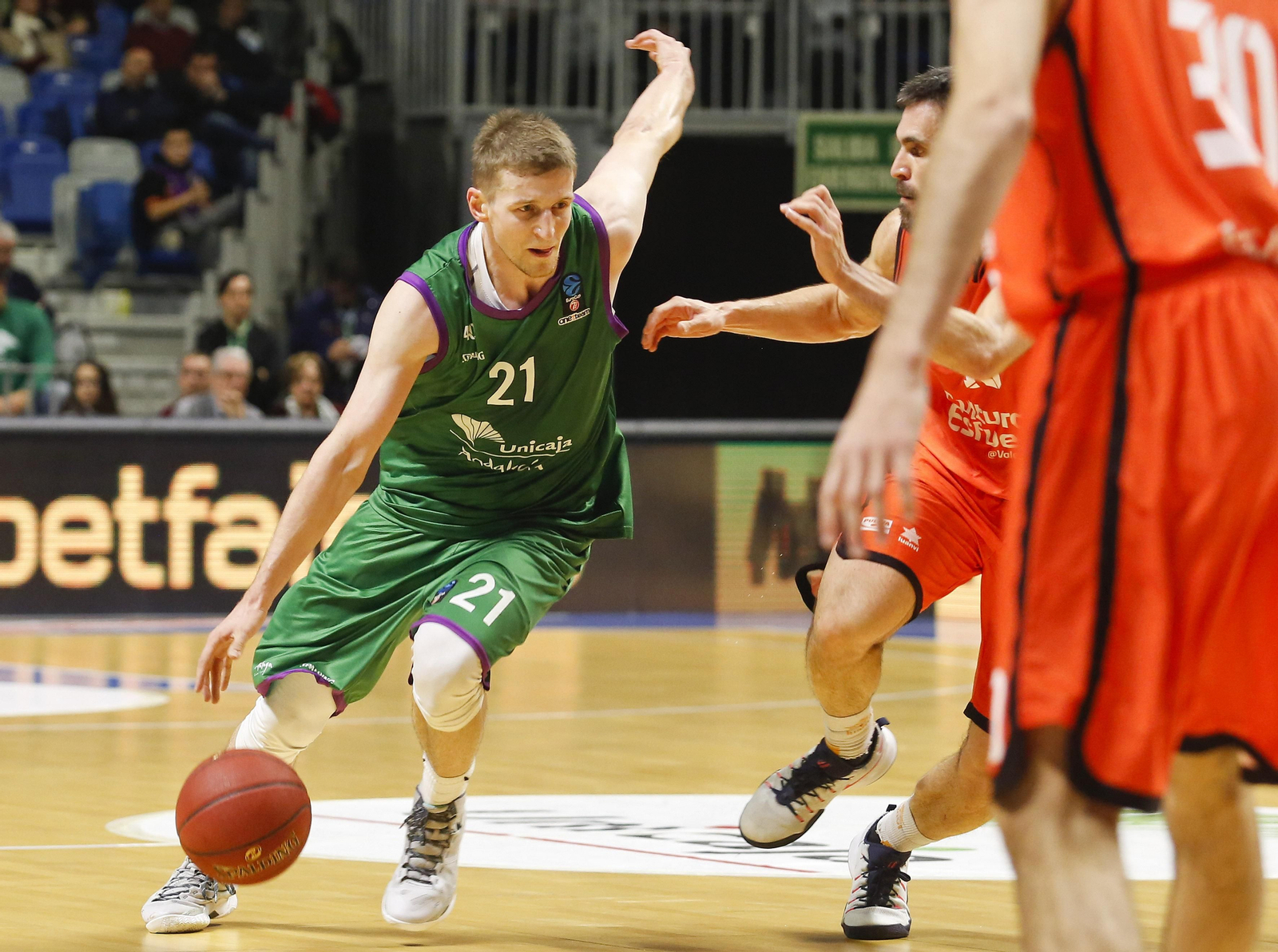 Los cinco años de Adam Waczynski en el Unicaja, en fotos