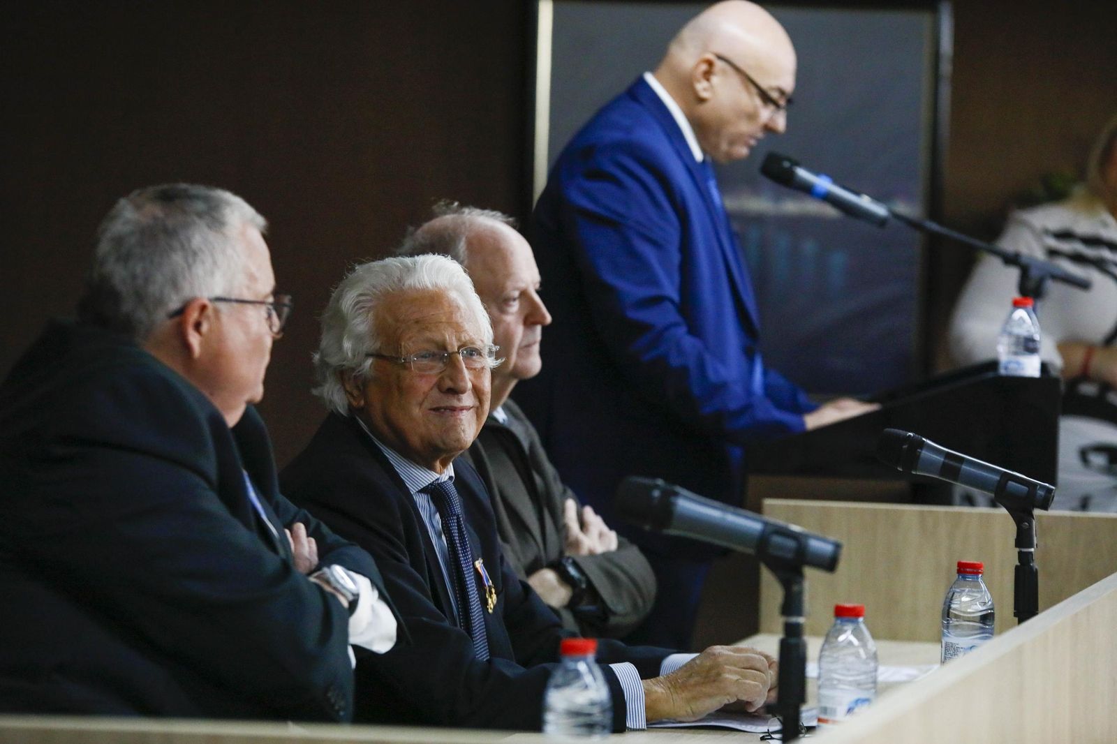 Las imágenes del nombramiento de hijo predilecto de Garrucha a José María Martínez de Haro