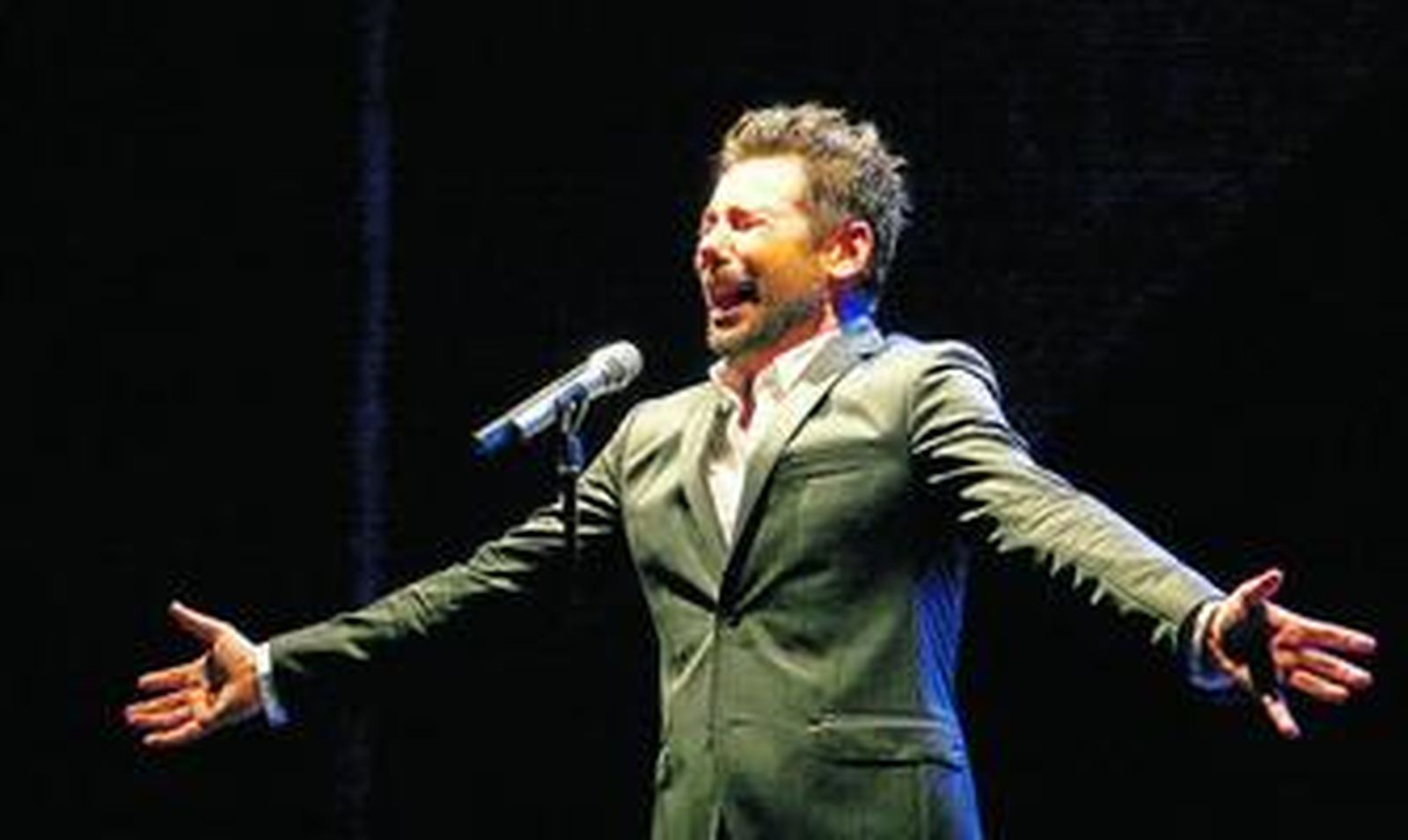 El cantaor Miguel Poveda en una actuación reciente.