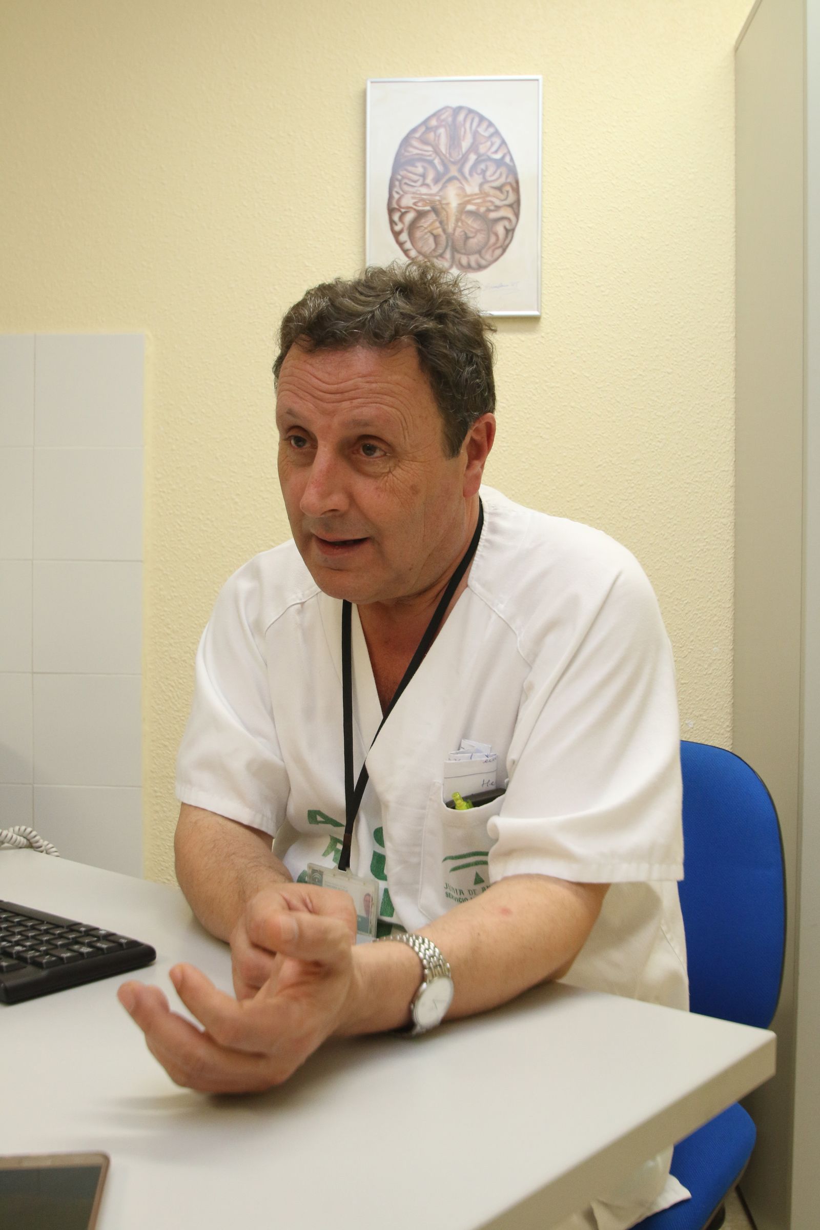 José Masegosa, jefe de la Unidad de Neurocirugía.