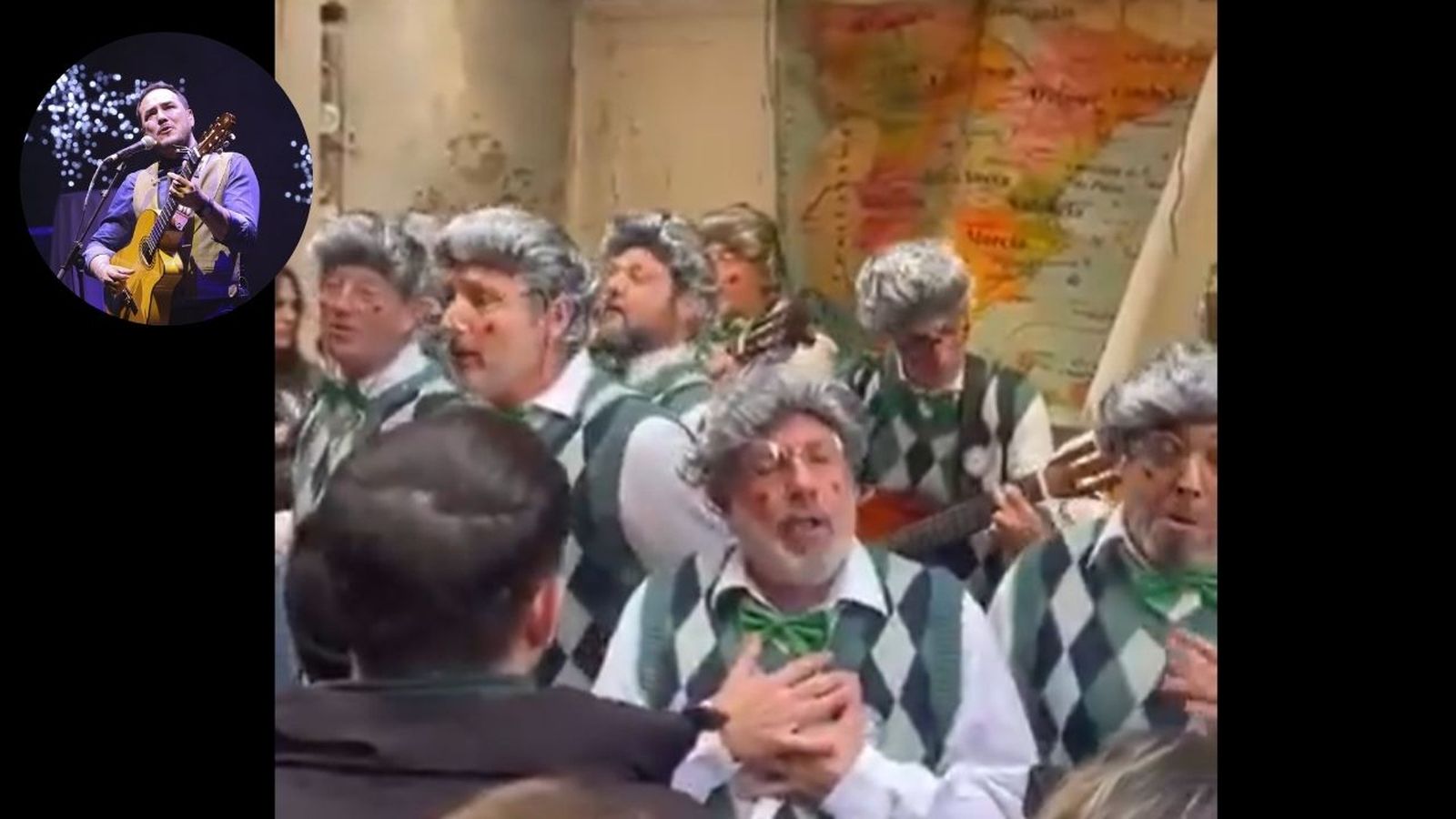 Ismael Serrano reacciona al escuchar 'Papá cuéntame otra vez' por parte de la chirigota de Casapuerta