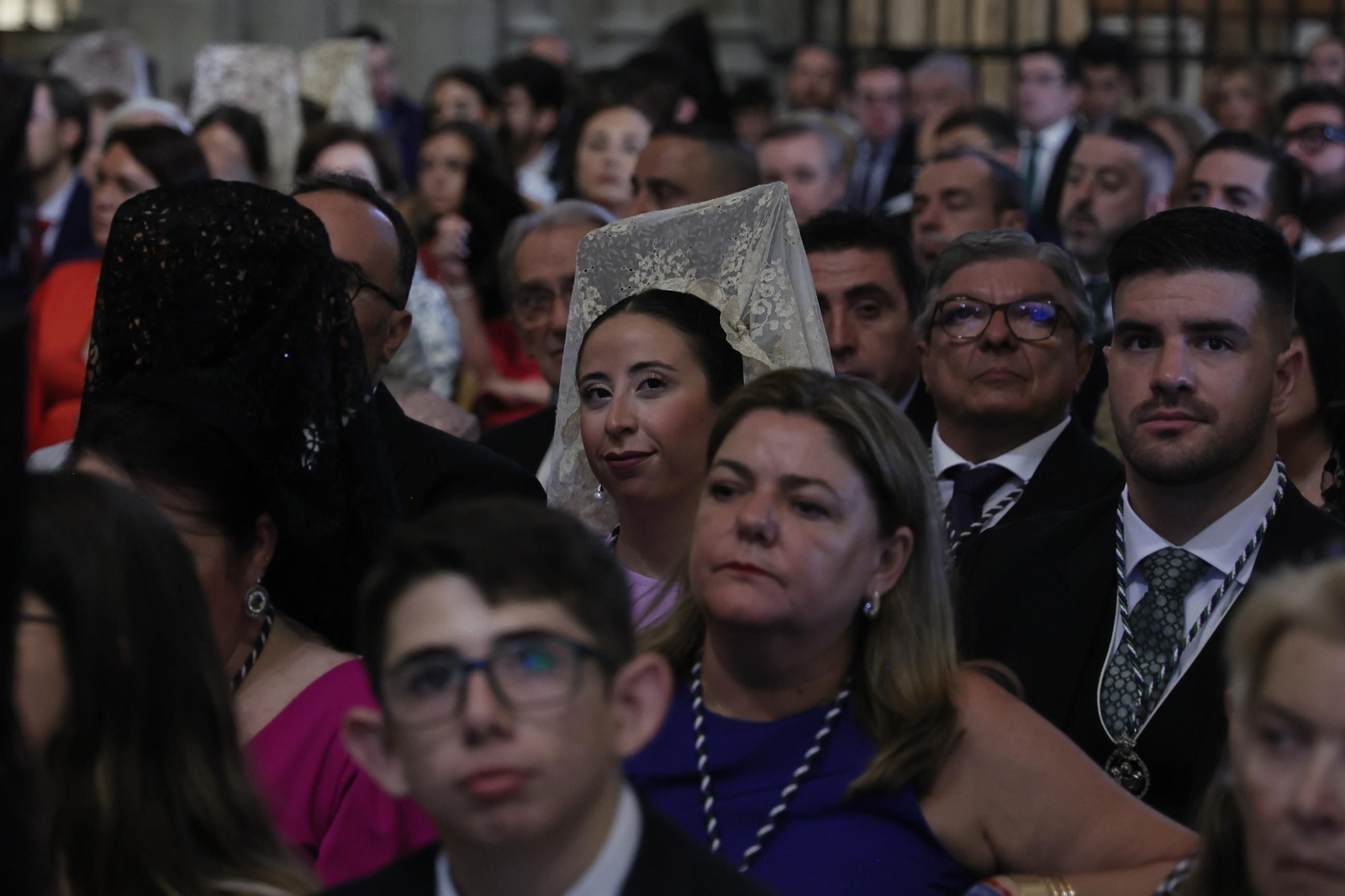 La coronación de la Virgen del Rocío en imágenes