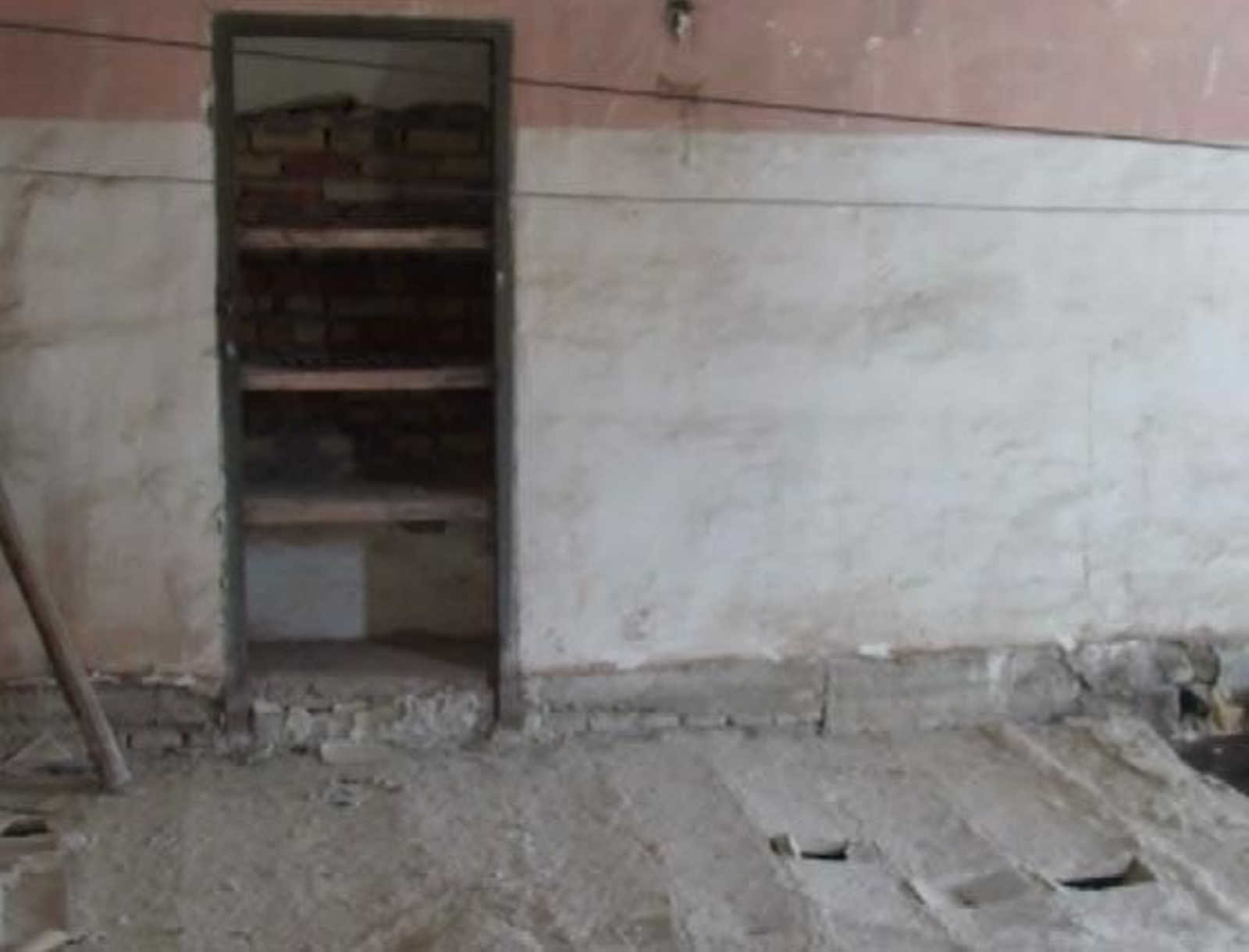 Zona interior en reparación.