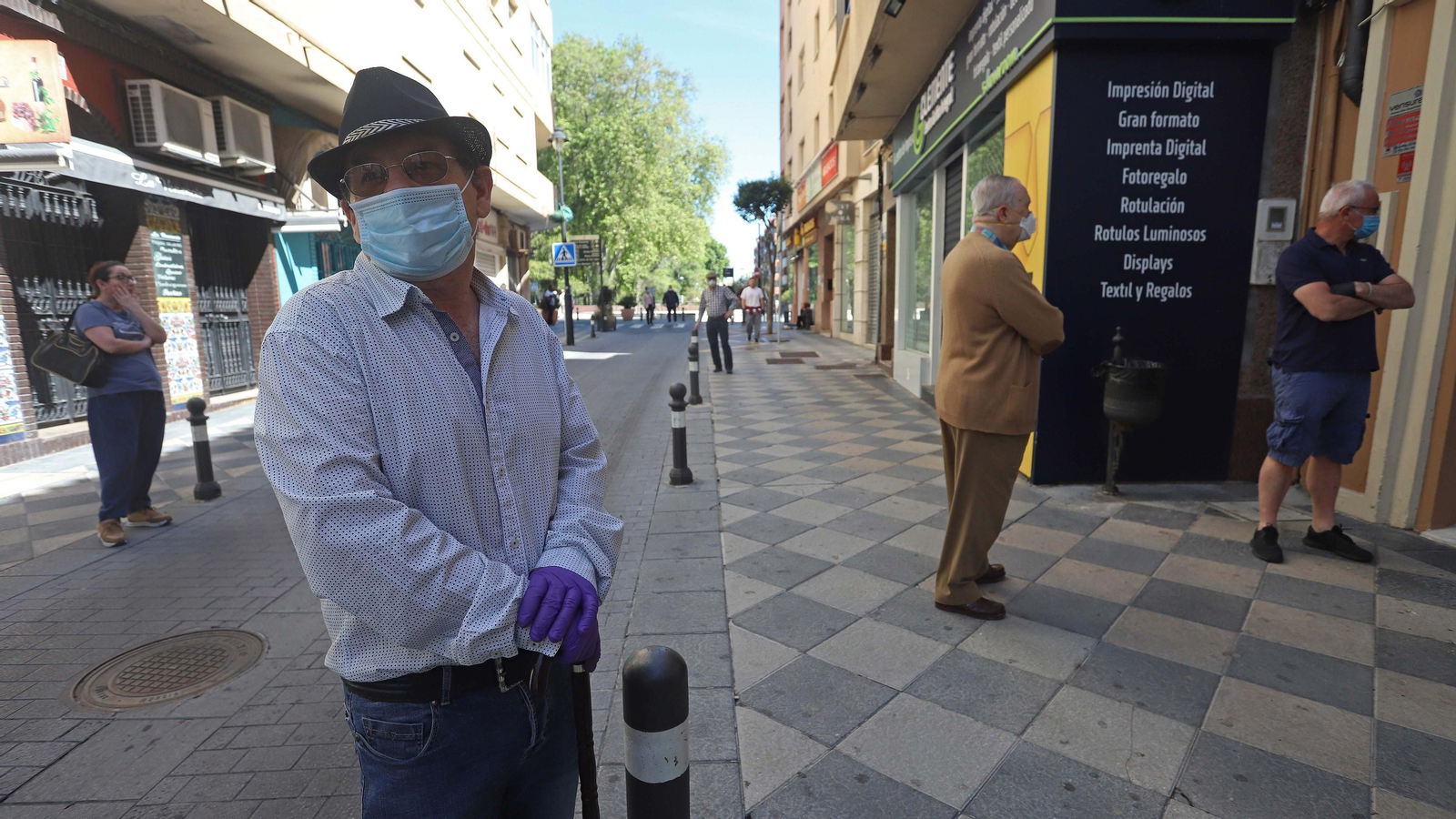 Deportistas y mayores vuelven a la calle en Algeciras