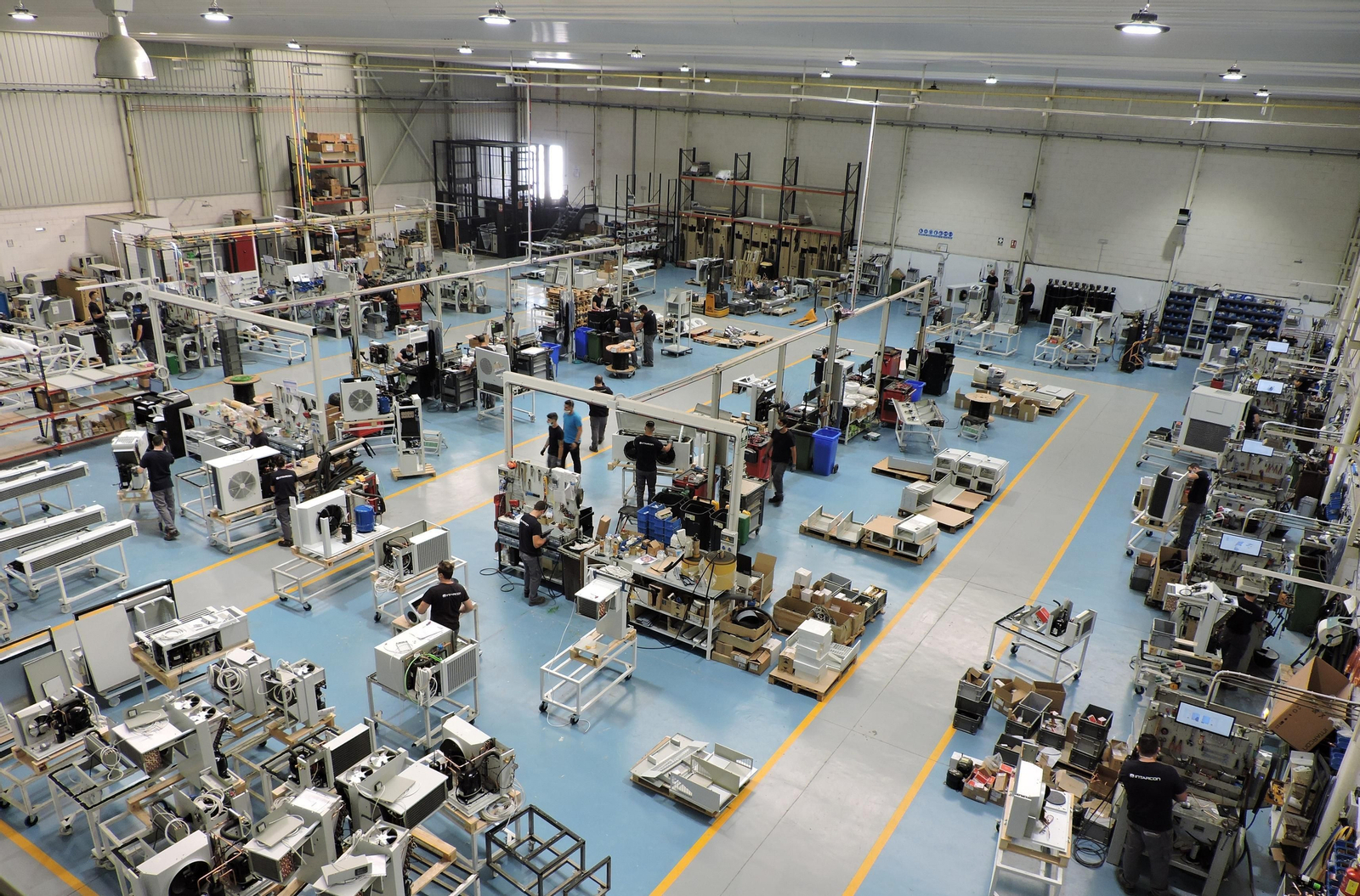 Interior de la fábrica de Intarcon.