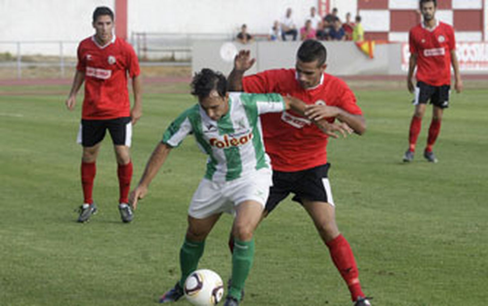 El líder enseña su poderío (4-1)