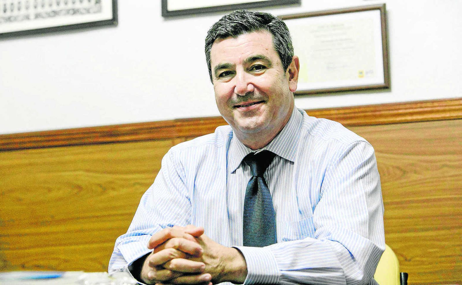 Alfonso Pozuelo, ayer en su despacho de abogados de la calle San Francisco.