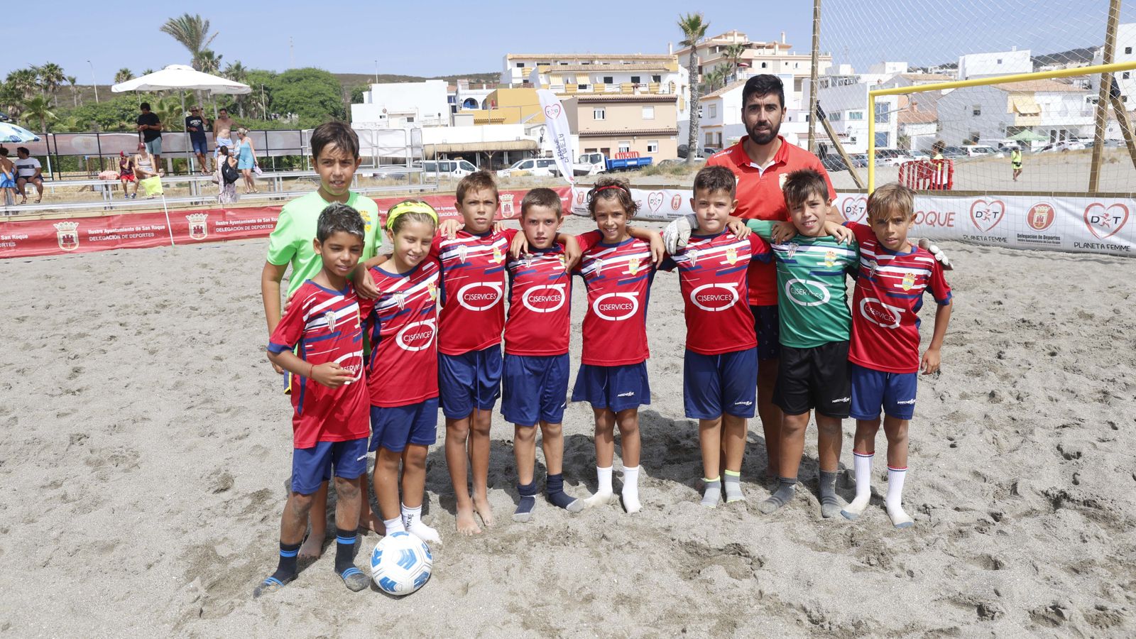 Las fotos del I Torneo de Fútbol Playa en Torreguadiaro