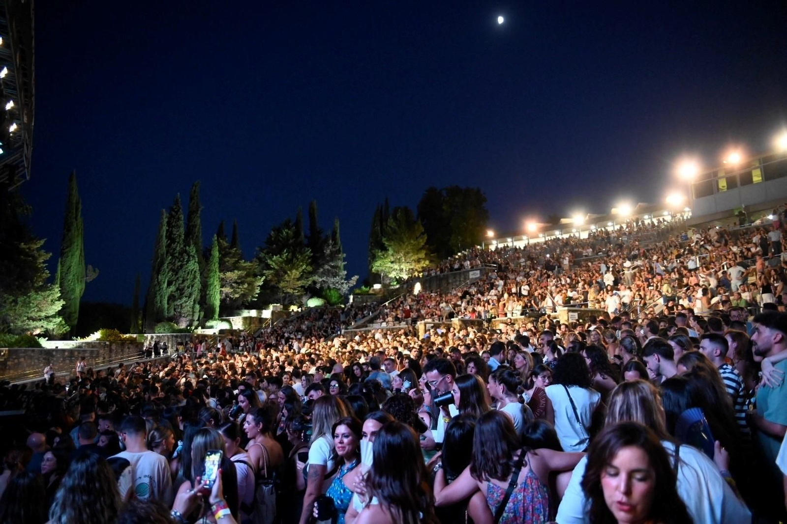 Las mejores imágenes del concierto de Dani Fernández en el Festival de la Guitarra de Córdoba