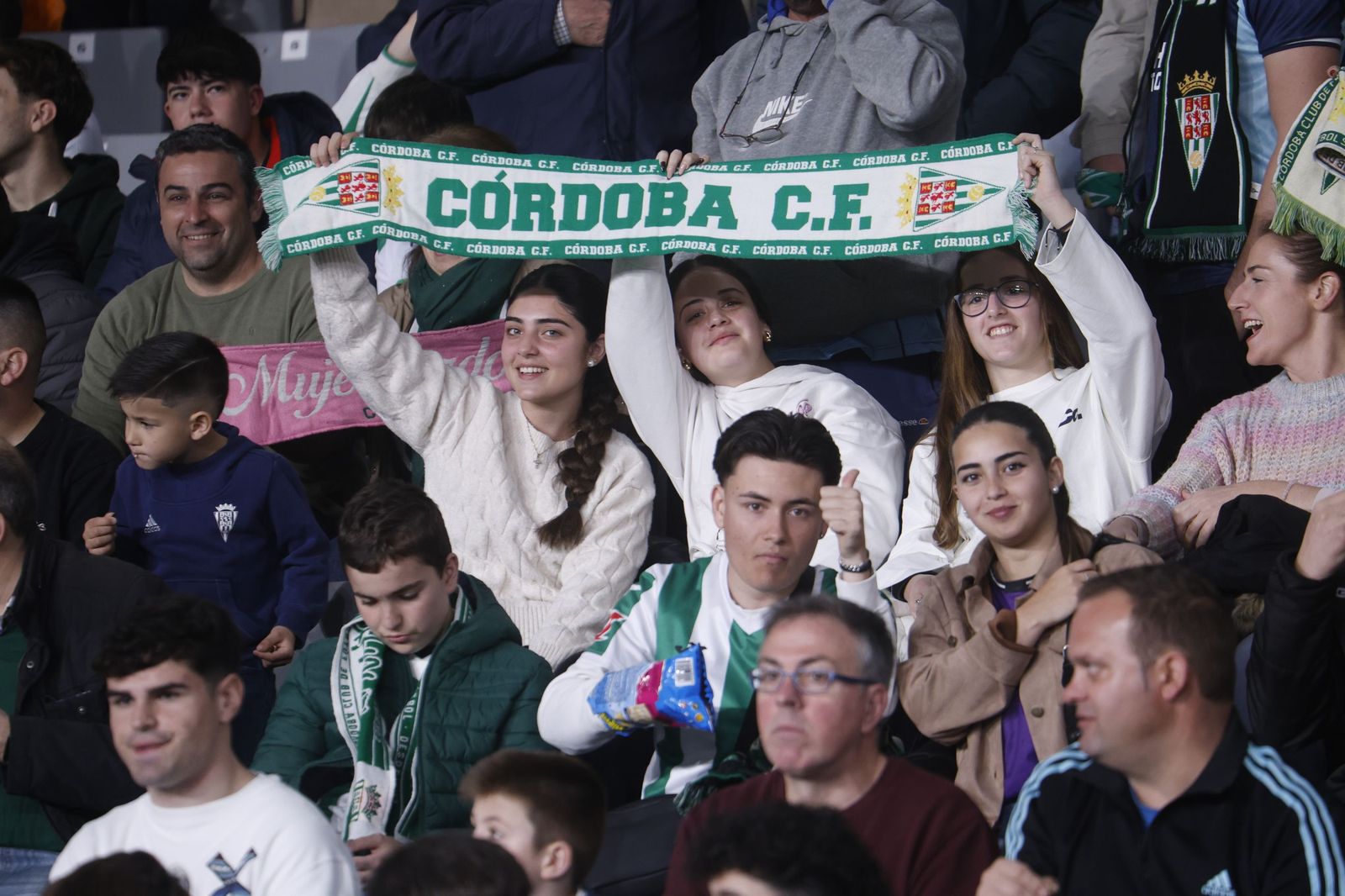 Búscate en la galería de fotos del Córdoba CF-Andorra