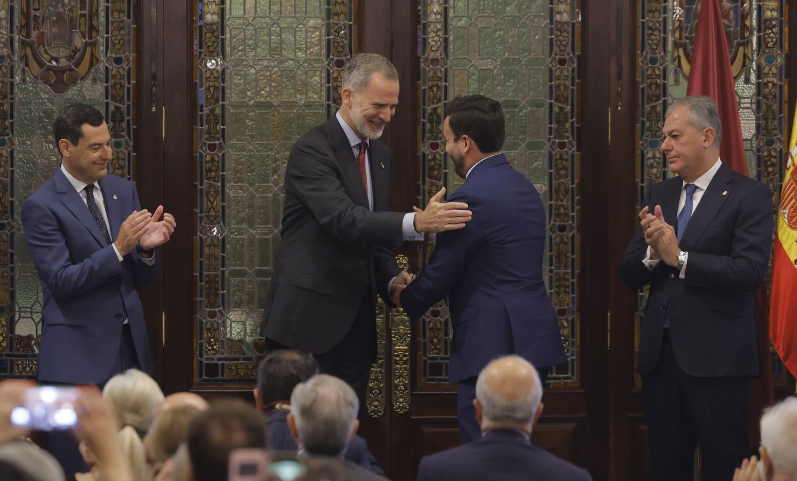 Su Majestad el Rey recibe el IX “Premio contra el Terrorismo Alberto Jiménez Becerril, todas las imágenes