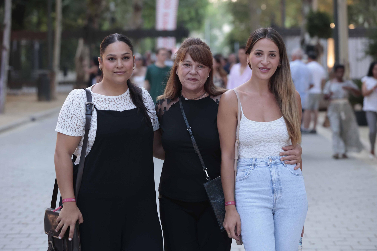 Búscate en el concierto de Alejandro Fernández