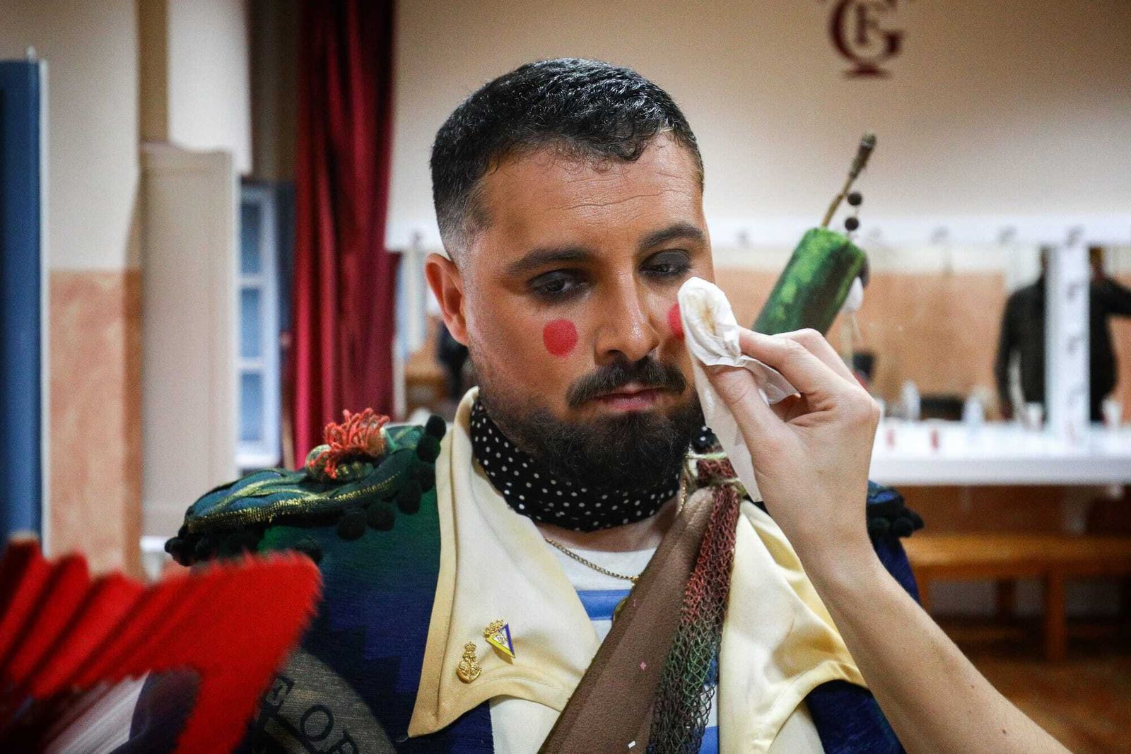 Juan Pérez en los camerinos antes de actuar con 'Los originales'.