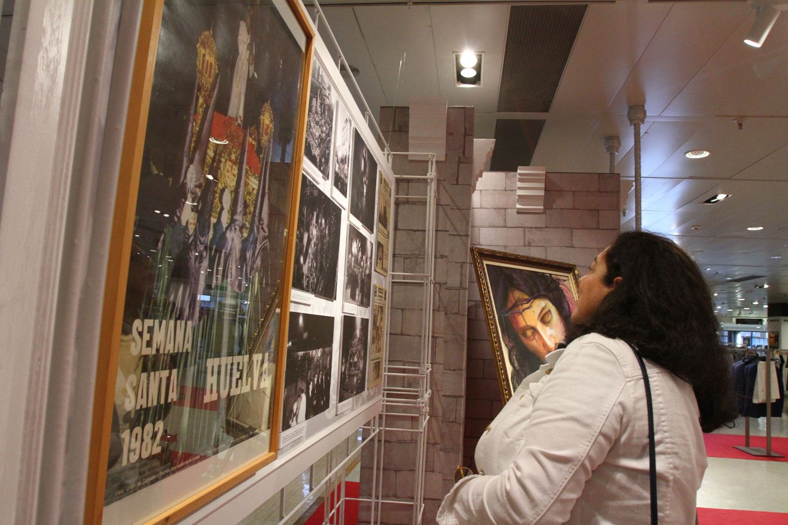 Se inaugura la exposición 'Cera y ruán' en el Corte Ingles