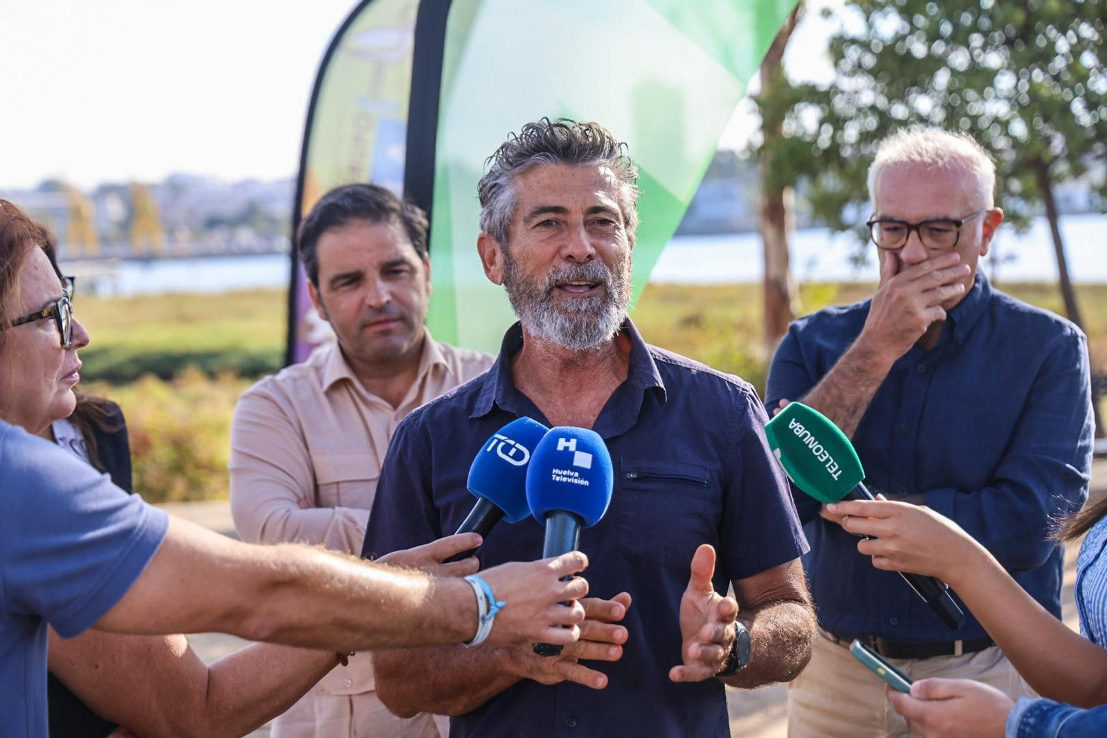 Imágenes de la clausura de la 'Escuela de Exploradores' en el centro de visitantes del Paraje Natural Marismas del Odiel