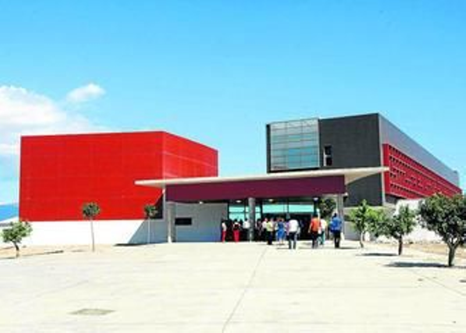 La Sala de Conferencias del Edificio de Ciencias de la Salud acoge la conferencia de Marta Durán.
